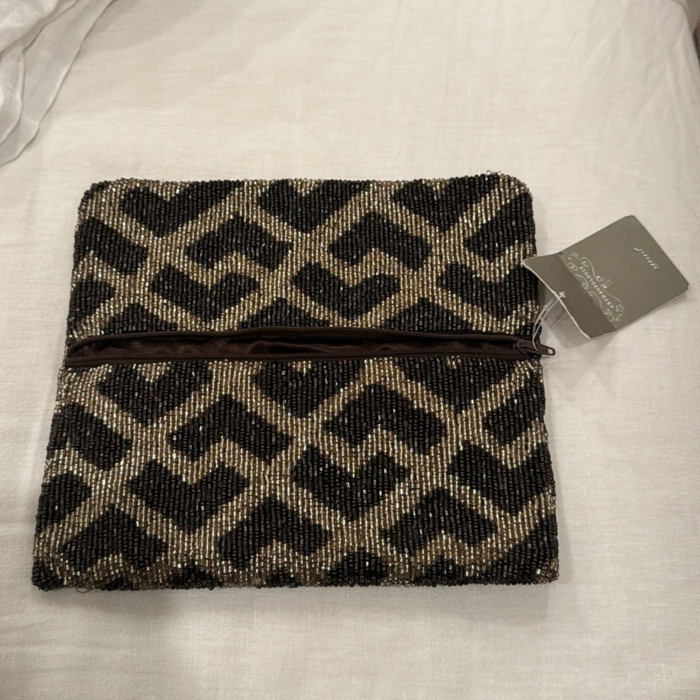 MOYNA Beaded clutch (Anthropologie) - Picture 2 of 5